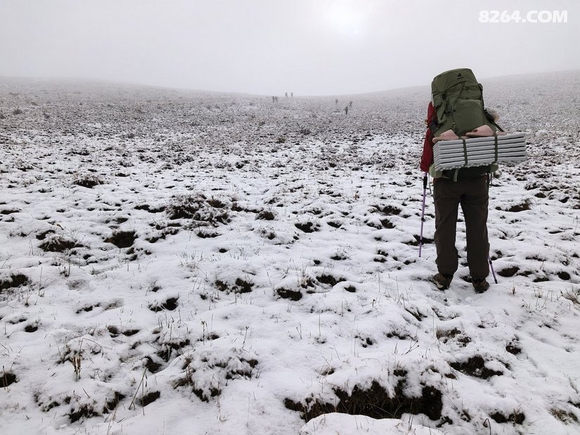 105028v2uxfzwitk6xm4l6 - 徒步登山 穿越攀岩 雪山步道 户外路线 在野 去没有天花板的地方