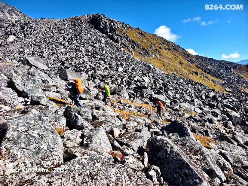 1124314ga04rodmzm2oh6c - 徒步登山 穿越攀岩 雪山步道 户外路线 在野 去没有天花板的地方