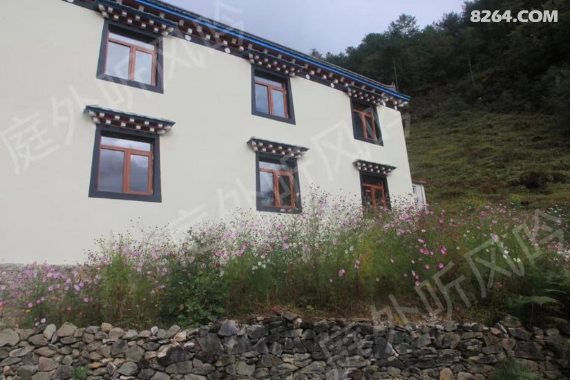 11400045ath76eoaj5ccuh - 徒步登山 穿越攀岩 雪山步道 户外路线 在野 去没有天花板的地方