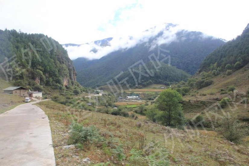 114011agvbxh4jiw8chab3 - 徒步登山 穿越攀岩 雪山步道 户外路线 在野 去没有天花板的地方