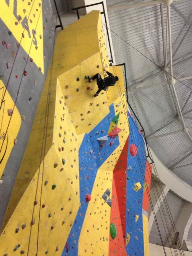 北京首攀攀岩馆