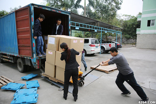 这家望远镜工厂这么牛 订单竟然排到2018年