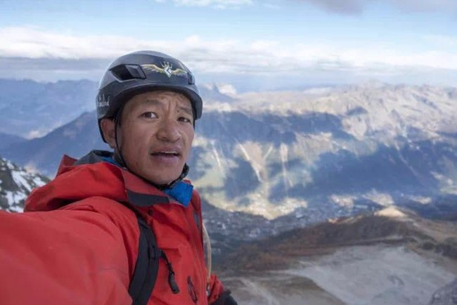 "周鹏3个半小时solo马洛里线路 - 登山 - 8264.com