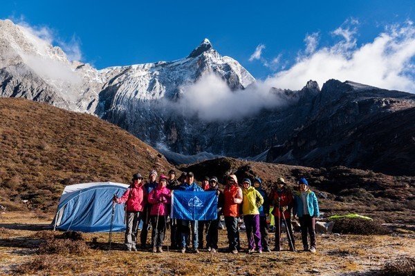 亚丁大转山朝圣之旅