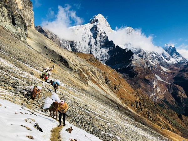 亚丁大转山朝圣之旅