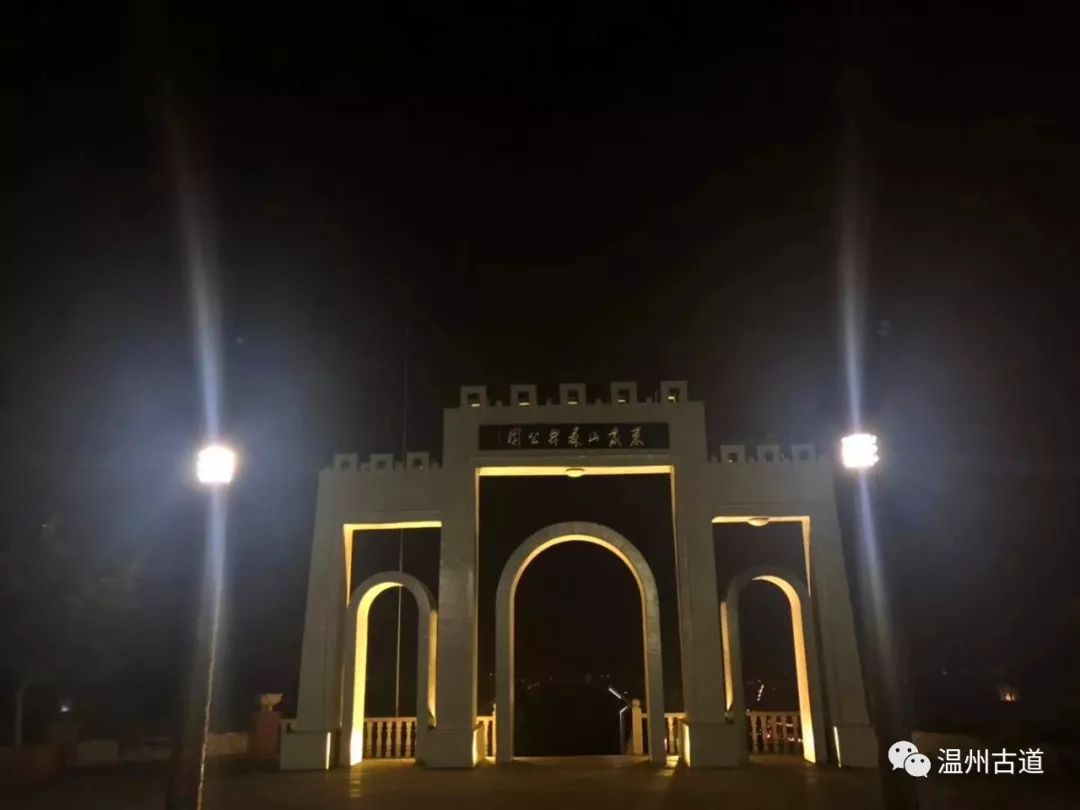 秋风清凉乌牛东蒙山的夜景如此美妙夜游当去