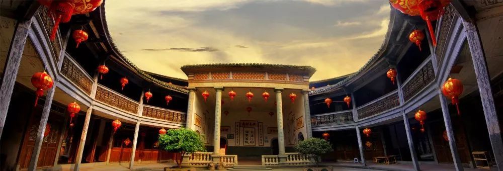 福裕楼:府第式的方型土楼