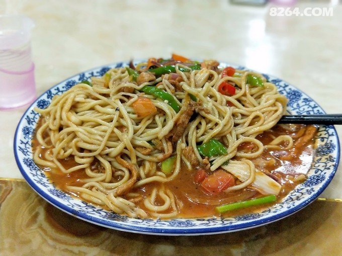 尖扎 的炒面好吃,分量足足足,还很便宜