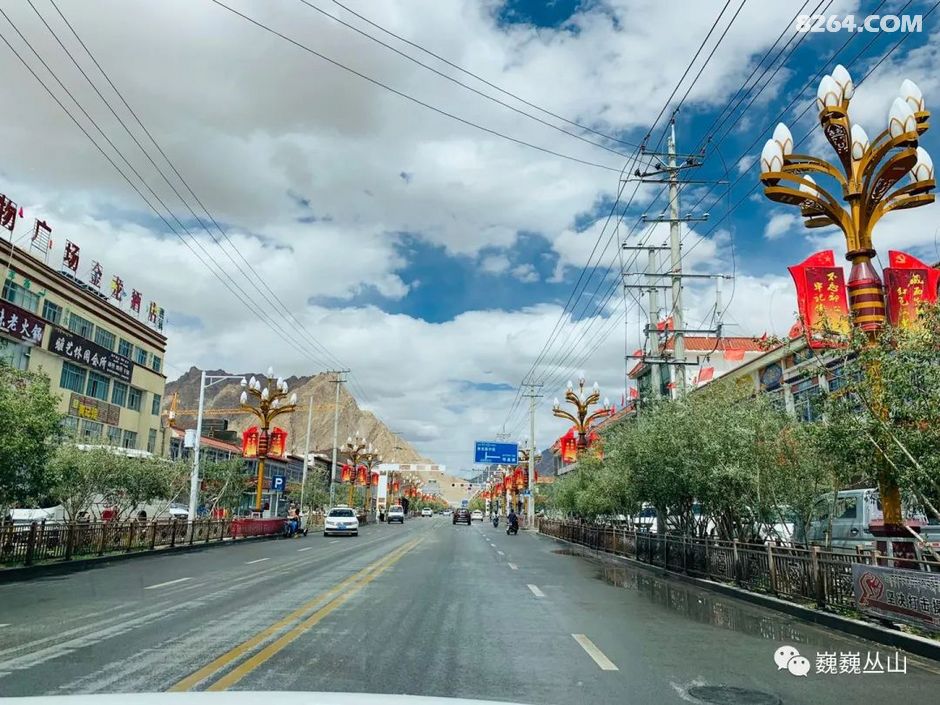 今天离开阿里地区的政府驻地狮泉河,前往日土县的班公错.