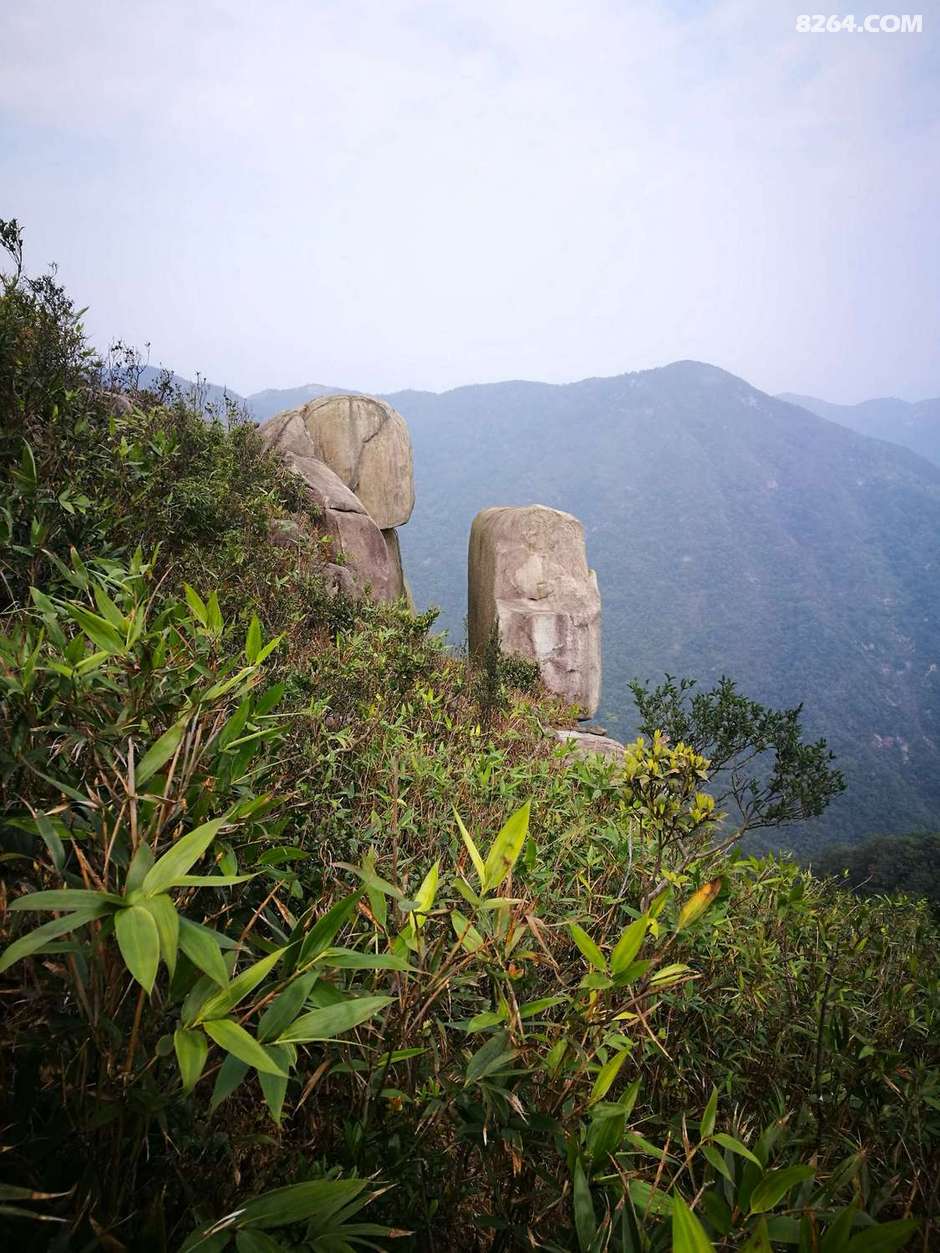 古兜山四峰连穿