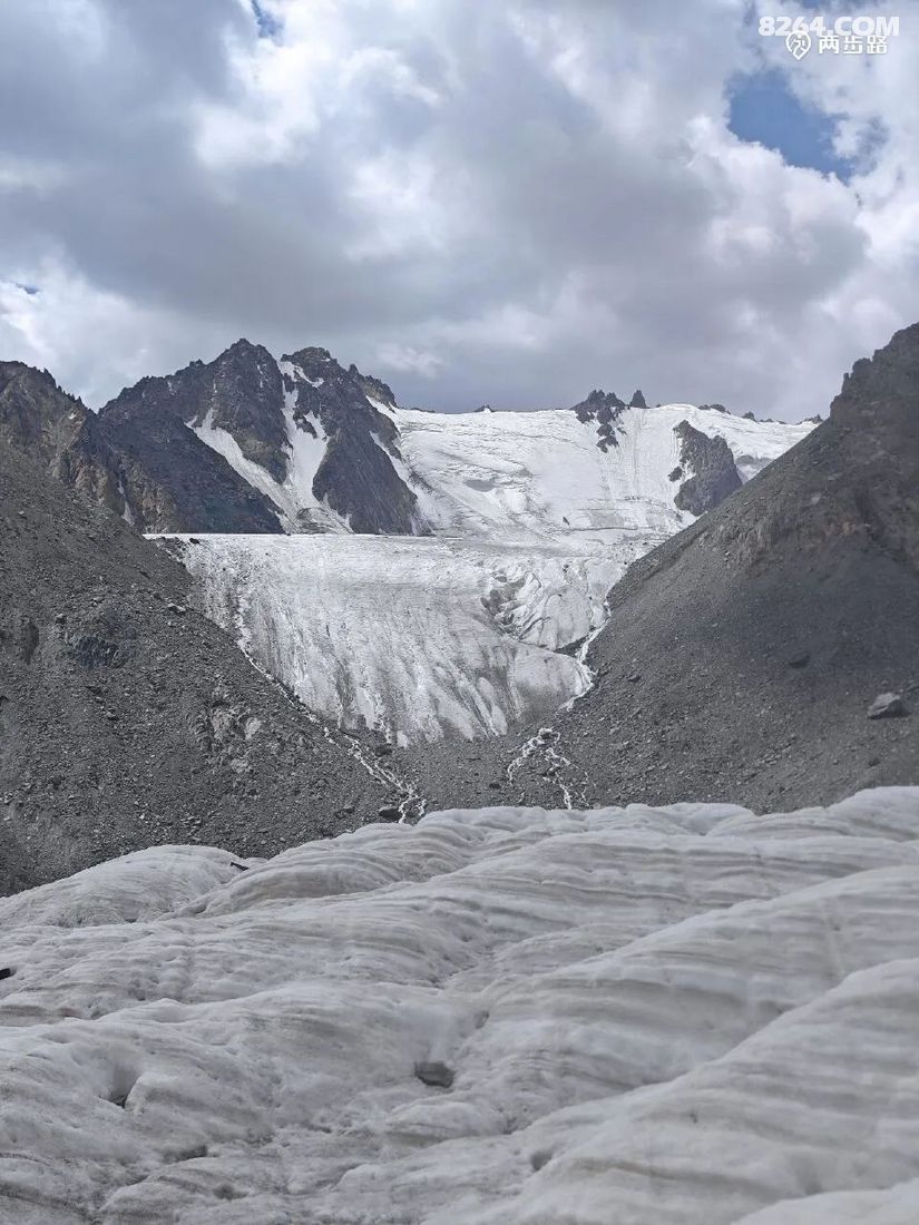 1752647900497 - 徒步登山 穿越攀岩 雪山步道 户外路线 在野 去没有天花板的地方