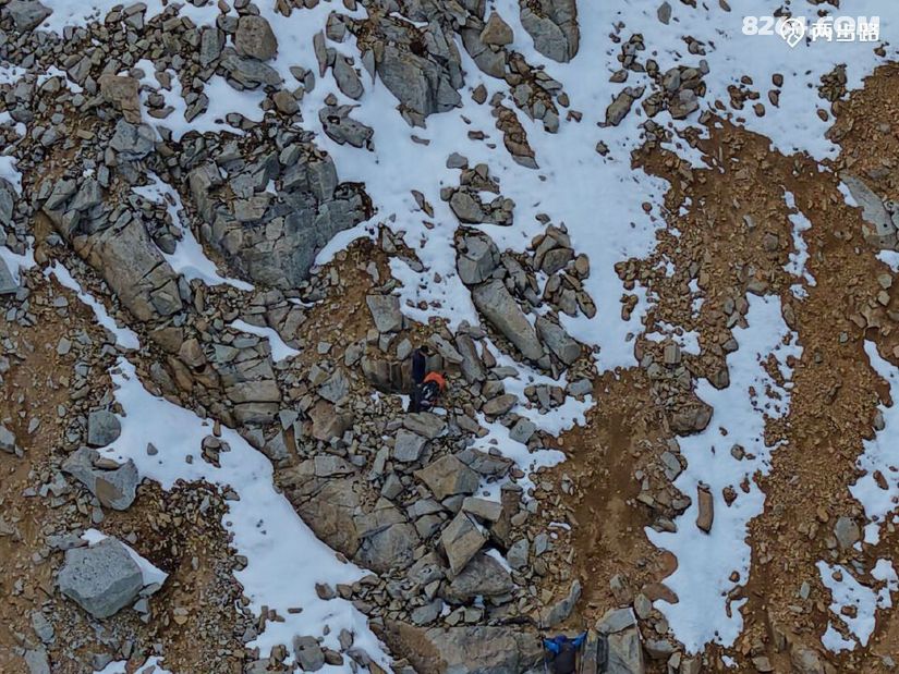 1763348453261 - 徒步登山 穿越攀岩 雪山步道 户外路线 在野 去没有天花板的地方