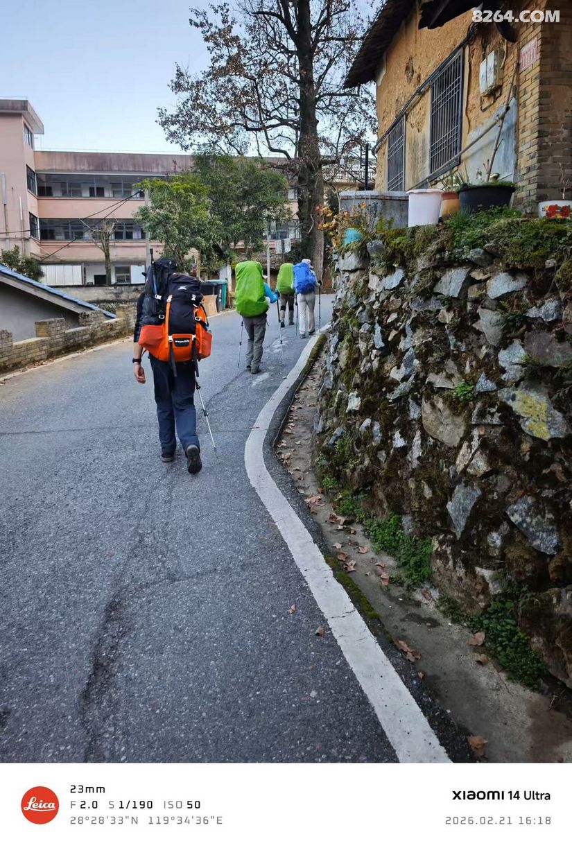 1772431831611 - 徒步登山 穿越攀岩 雪山步道 户外路线 在野 去没有天花板的地方
