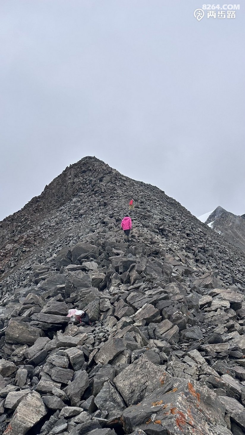 1784088288374 - 徒步登山 穿越攀岩 雪山步道 户外路线 在野 去没有天花板的地方