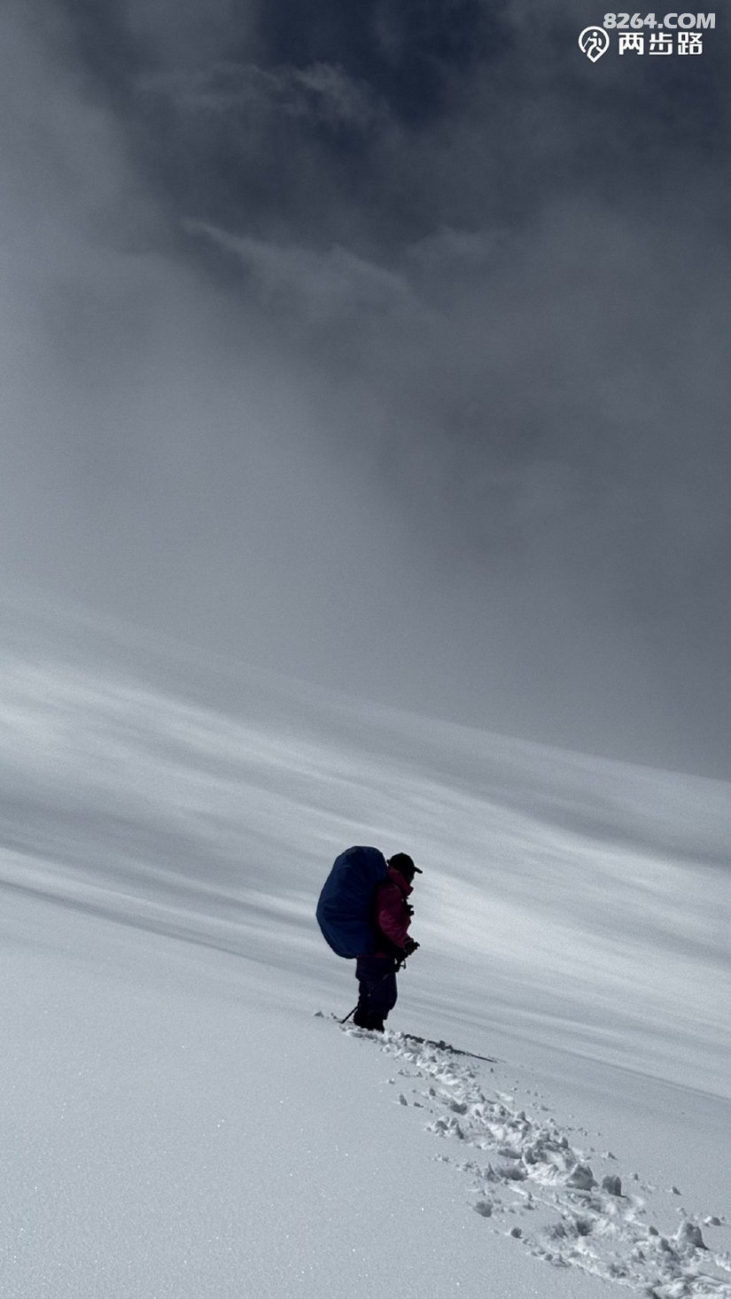 1784088296348 - 徒步登山 穿越攀岩 雪山步道 户外路线 在野 去没有天花板的地方