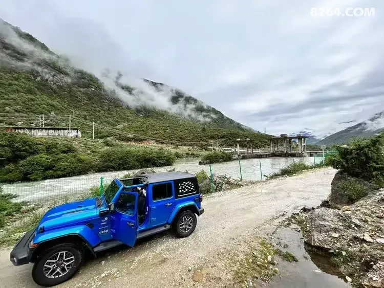 1784611291613 - 徒步登山 穿越攀岩 雪山步道 户外路线 在野 去没有天花板的地方