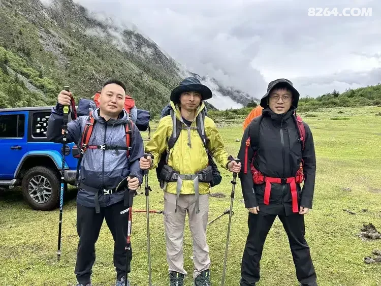 1784611292185 - 徒步登山 穿越攀岩 雪山步道 户外路线 在野 去没有天花板的地方