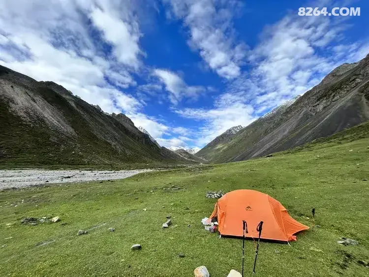 1784611299642 - 徒步登山 穿越攀岩 雪山步道 户外路线 在野 去没有天花板的地方