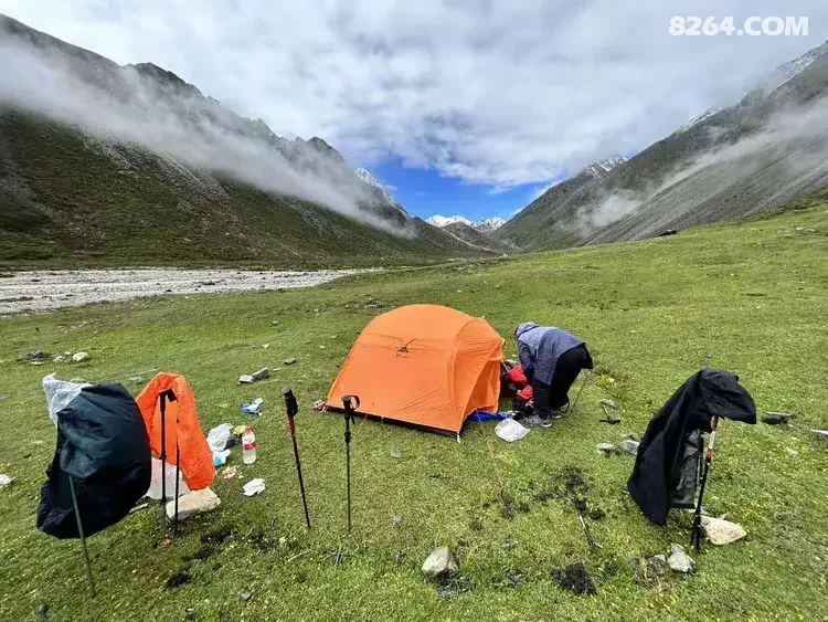 1784611299811 - 徒步登山 穿越攀岩 雪山步道 户外路线 在野 去没有天花板的地方