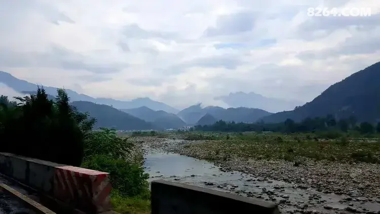 1786777019693 - 徒步登山 穿越攀岩 雪山步道 户外路线 在野 去没有天花板的地方