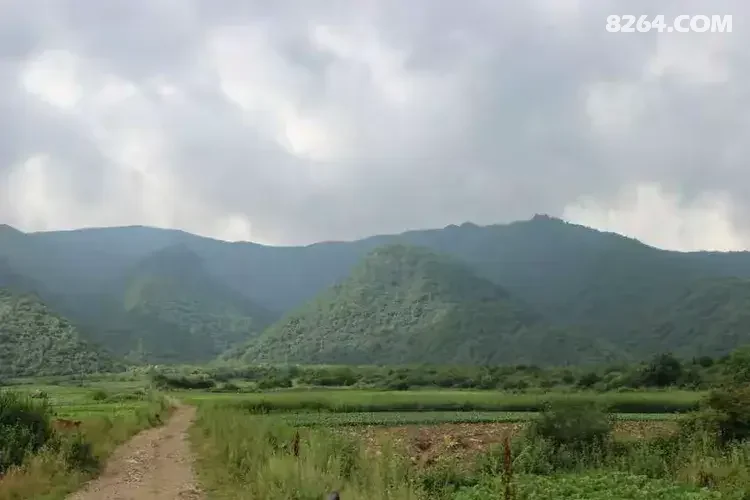 1786777023514 - 徒步登山 穿越攀岩 雪山步道 户外路线 在野 去没有天花板的地方