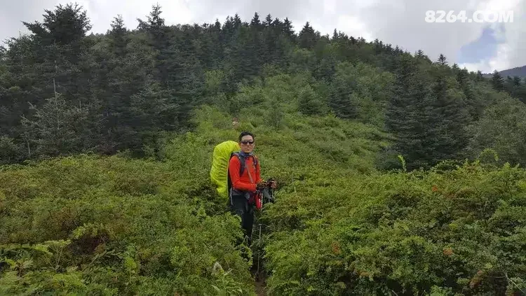 1786777032854 - 徒步登山 穿越攀岩 雪山步道 户外路线 在野 去没有天花板的地方