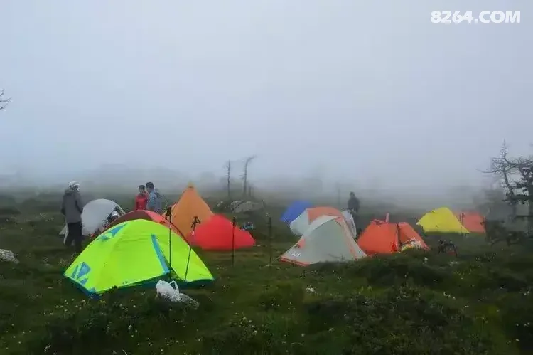 1786777040797 - 徒步登山 穿越攀岩 雪山步道 户外路线 在野 去没有天花板的地方