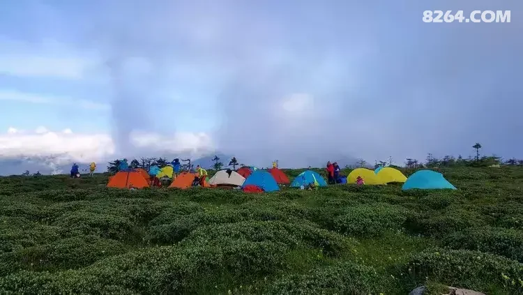 1786777041214 - 徒步登山 穿越攀岩 雪山步道 户外路线 在野 去没有天花板的地方