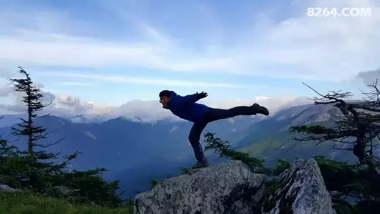 1786777045684 - 徒步登山 穿越攀岩 雪山步道 户外路线 在野 去没有天花板的地方