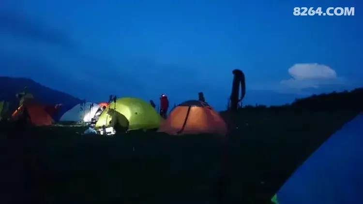1786777047181 - 徒步登山 穿越攀岩 雪山步道 户外路线 在野 去没有天花板的地方