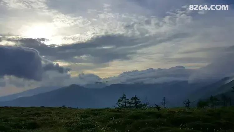 1786777170611 - 徒步登山 穿越攀岩 雪山步道 户外路线 在野 去没有天花板的地方