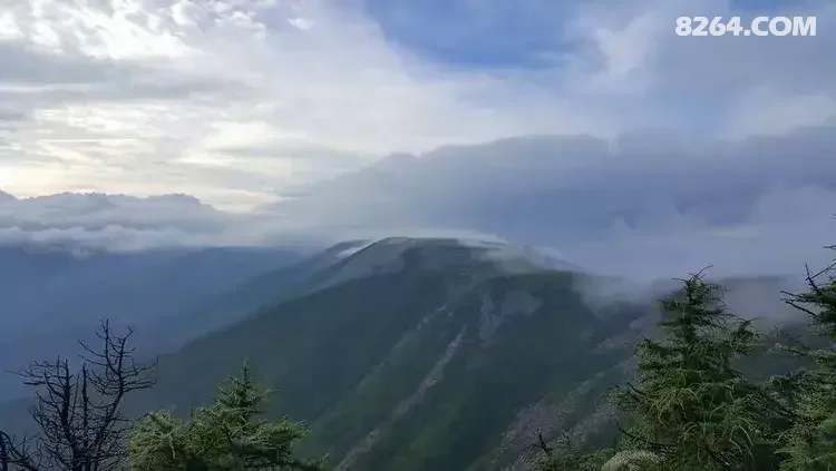 1786777171254 - 徒步登山 穿越攀岩 雪山步道 户外路线 在野 去没有天花板的地方