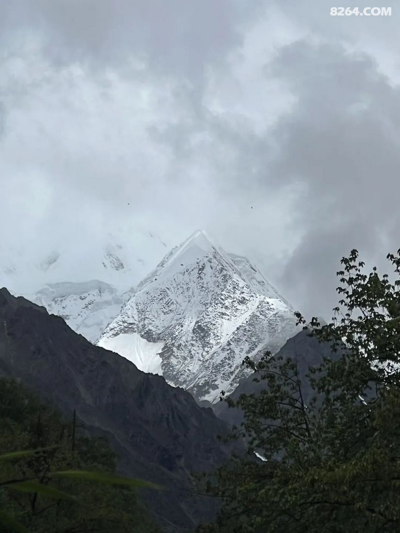 1788936513419 - 徒步登山 穿越攀岩 雪山步道 户外路线 在野 去没有天花板的地方