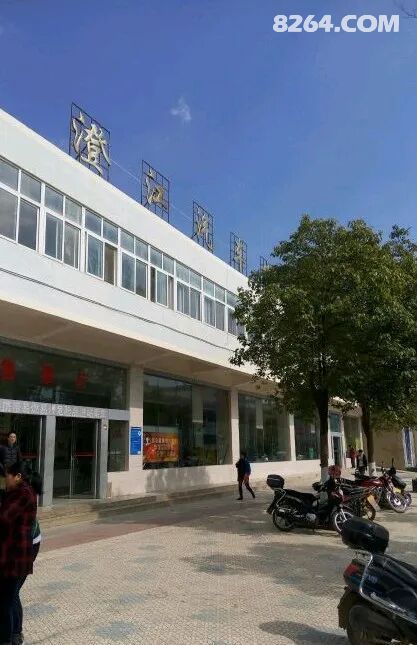 1789357081959 - 旅行杂谈 文化历史 民俗人文 交通贴士 在野 去没有天花板的地方