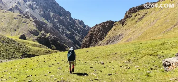 1790564891834 - 徒步登山 穿越攀岩 雪山步道 户外路线 在野 去没有天花板的地方