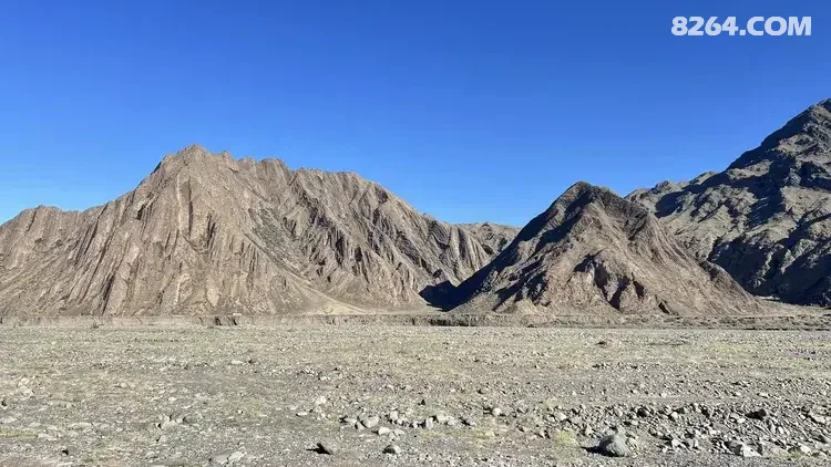 1790564907982 - 徒步登山 穿越攀岩 雪山步道 户外路线 在野 去没有天花板的地方