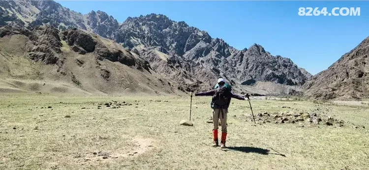 1790564910528 - 徒步登山 穿越攀岩 雪山步道 户外路线 在野 去没有天花板的地方