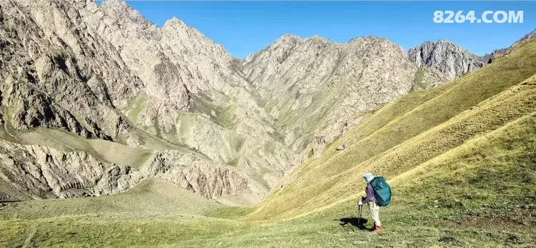 1790564912453 - 徒步登山 穿越攀岩 雪山步道 户外路线 在野 去没有天花板的地方