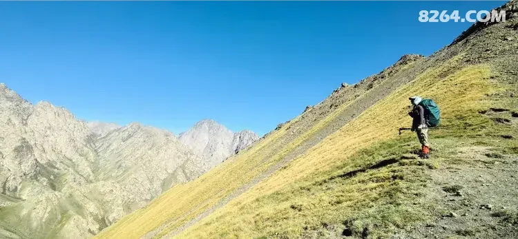 1790564913675 - 徒步登山 穿越攀岩 雪山步道 户外路线 在野 去没有天花板的地方