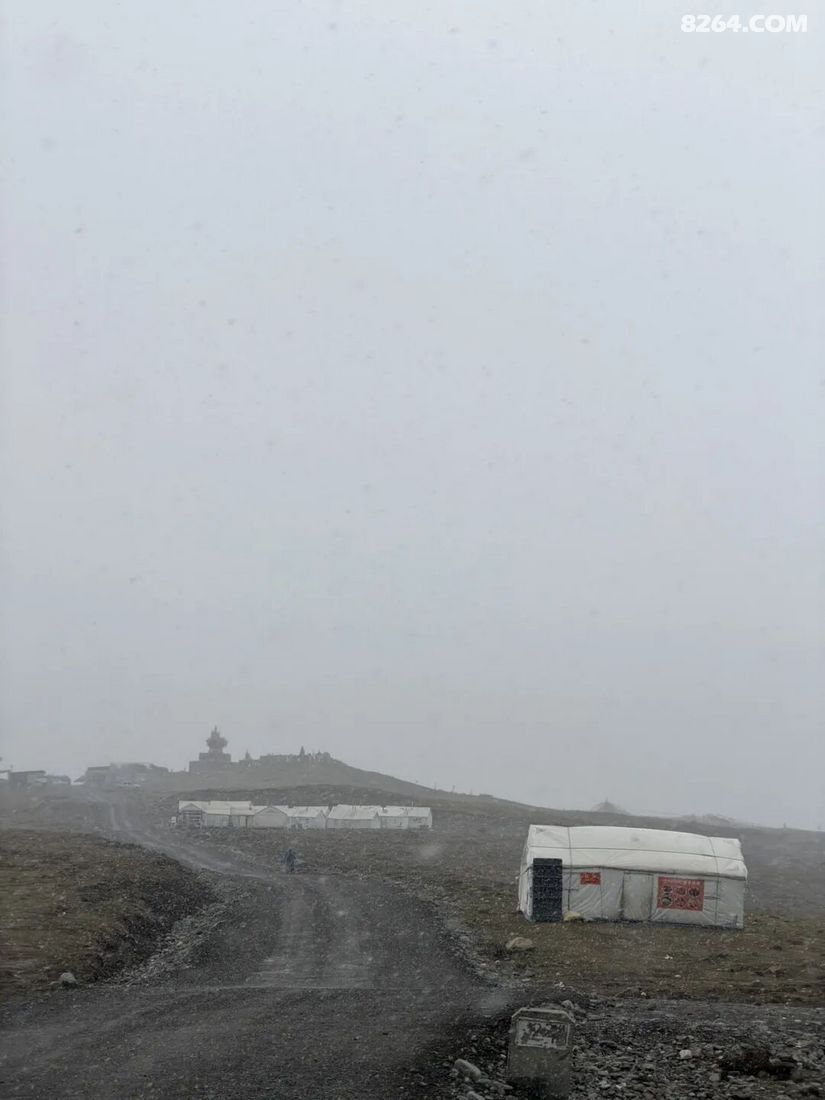 1790739265869 - 徒步登山 穿越攀岩 雪山步道 户外路线 在野 去没有天花板的地方