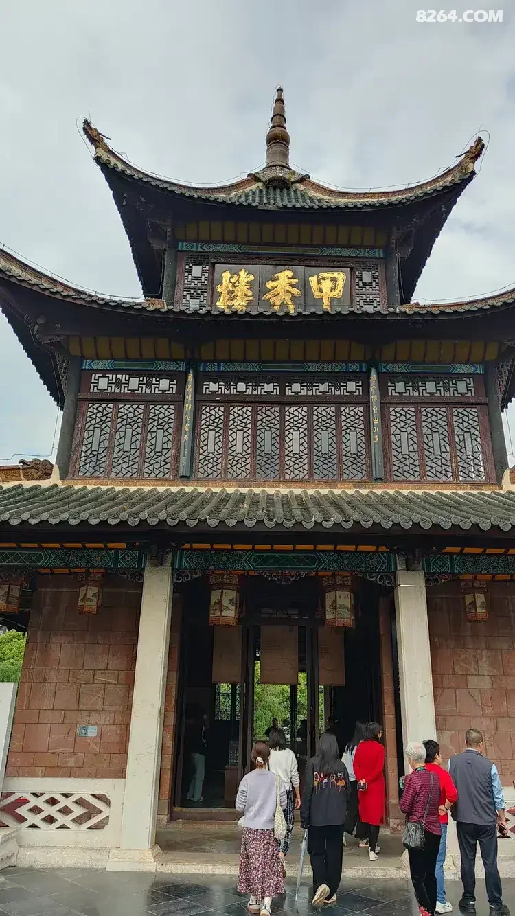 1790745454101 - 徒步登山 穿越攀岩 雪山步道 户外路线 在野 去没有天花板的地方