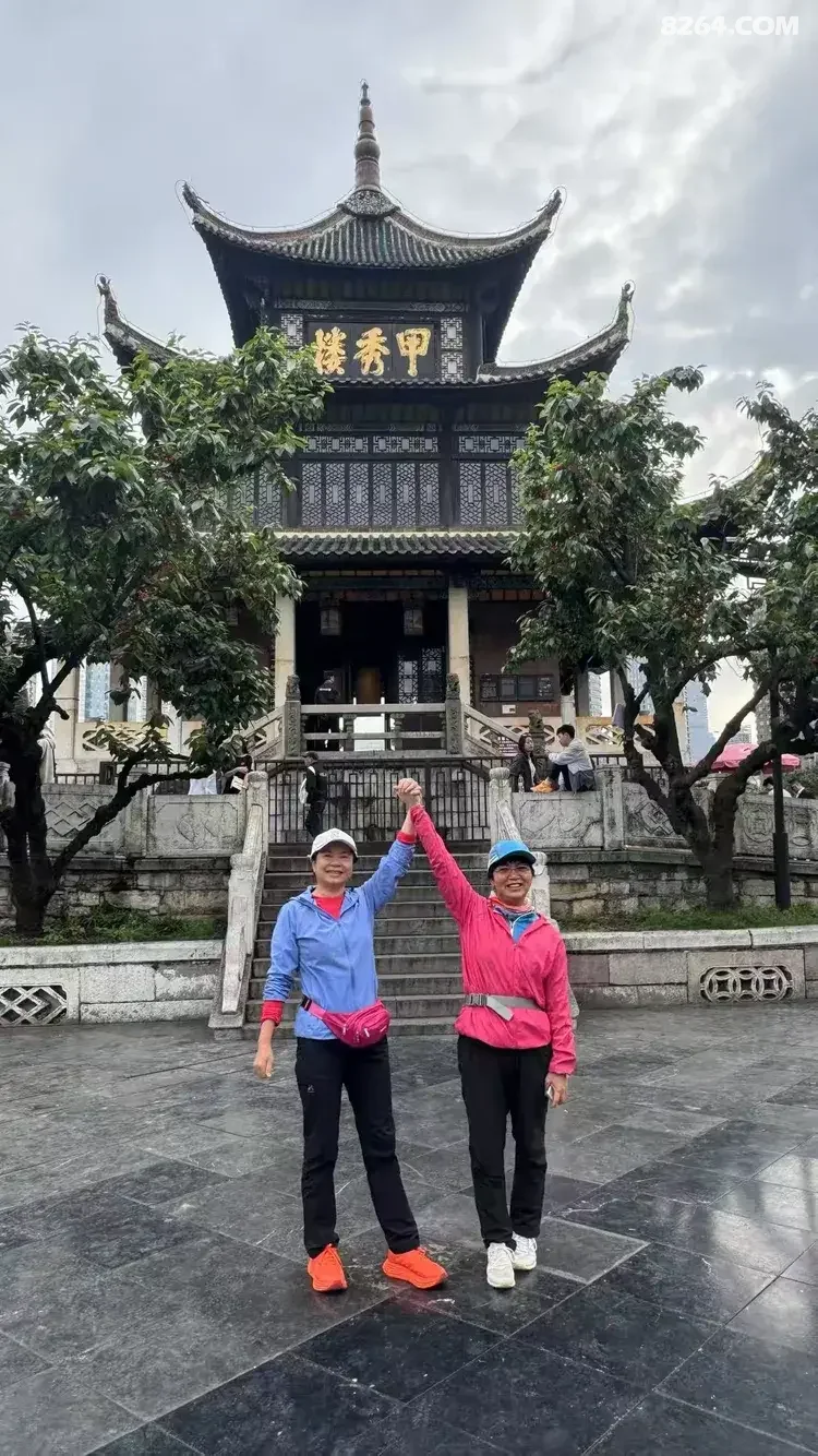1790745455853 - 徒步登山 穿越攀岩 雪山步道 户外路线 在野 去没有天花板的地方