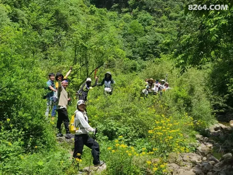 1790745465969 - 徒步登山 穿越攀岩 雪山步道 户外路线 在野 去没有天花板的地方