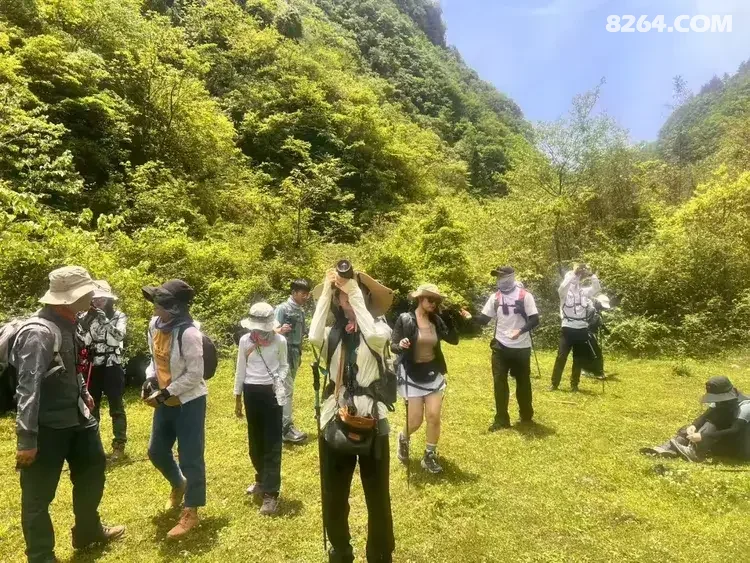 1790745466385 - 徒步登山 穿越攀岩 雪山步道 户外路线 在野 去没有天花板的地方