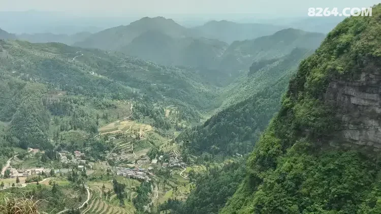 1790745467720 - 徒步登山 穿越攀岩 雪山步道 户外路线 在野 去没有天花板的地方