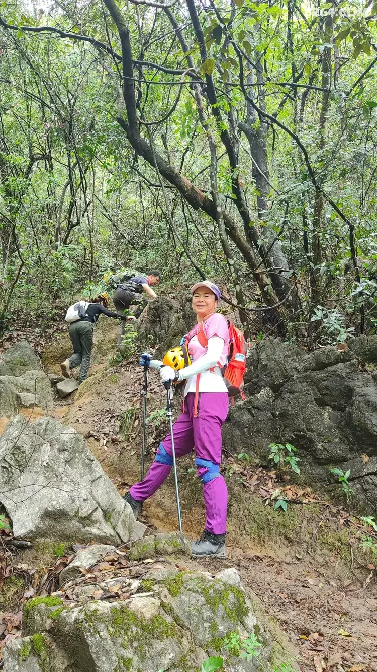 1790745491741 - 徒步登山 穿越攀岩 雪山步道 户外路线 在野 去没有天花板的地方
