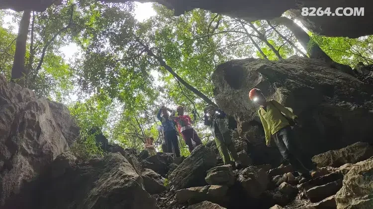 1790745492447 - 徒步登山 穿越攀岩 雪山步道 户外路线 在野 去没有天花板的地方
