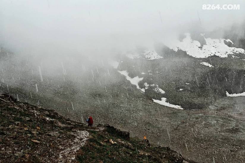 1790751397606 - 徒步登山 穿越攀岩 雪山步道 户外路线 在野 去没有天花板的地方