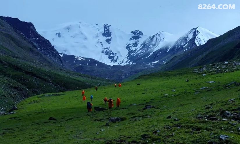 1790751411550 - 徒步登山 穿越攀岩 雪山步道 户外路线 在野 去没有天花板的地方