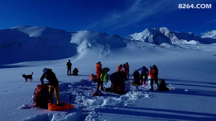 1790751582720 - 徒步登山 穿越攀岩 雪山步道 户外路线 在野 去没有天花板的地方